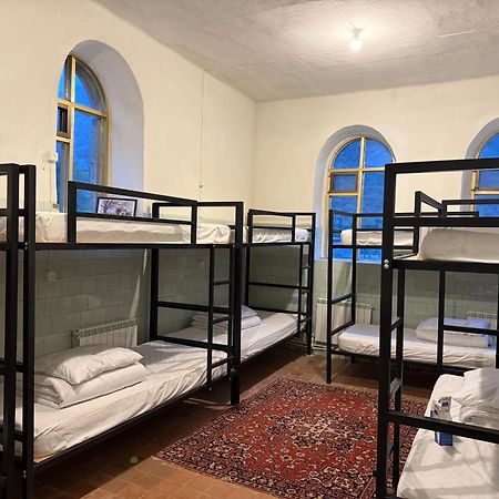 Tumanyan Bathhouse Hostel מראה חיצוני תמונה