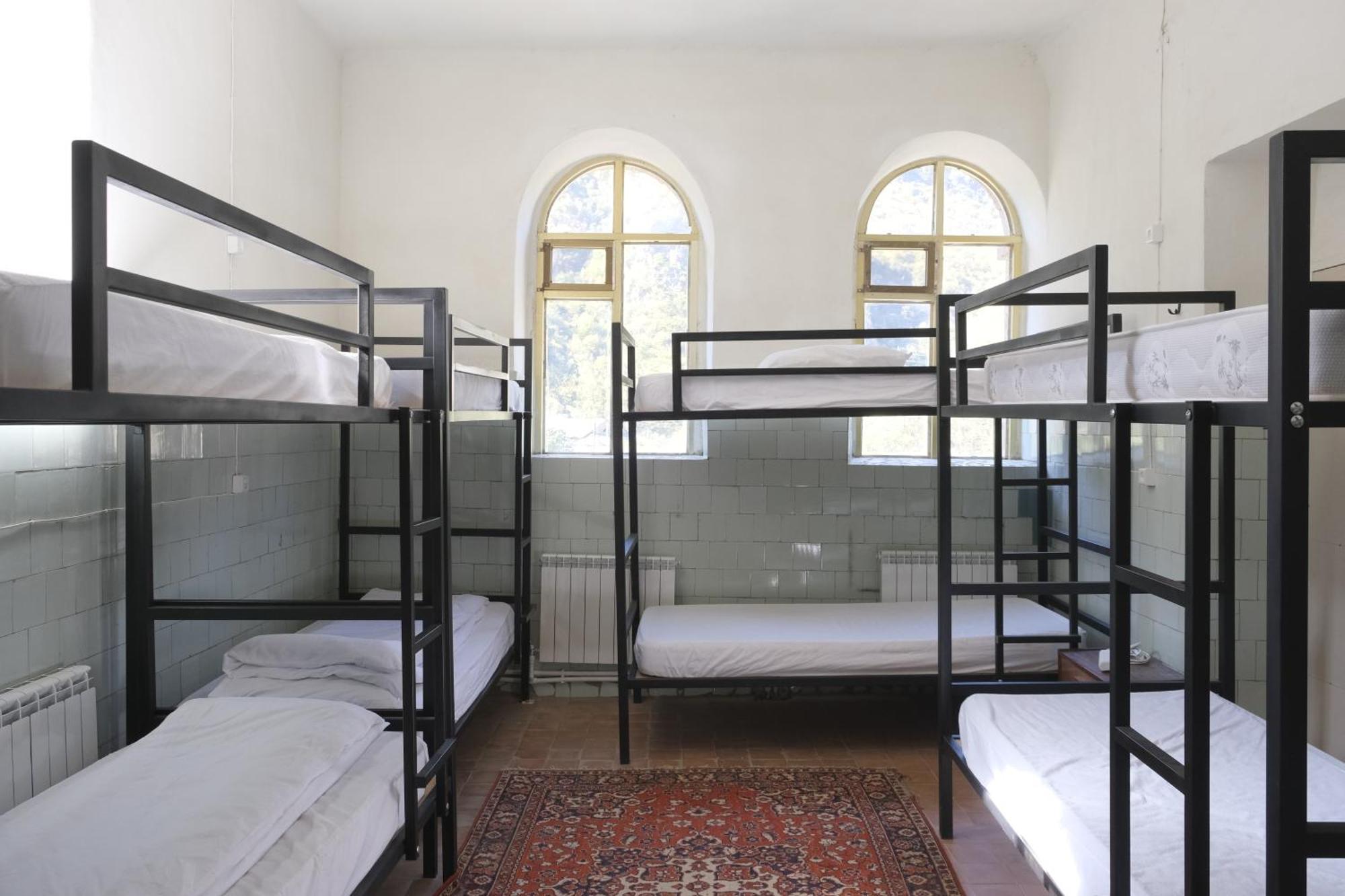 Tumanyan Bathhouse Hostel מראה חיצוני תמונה
